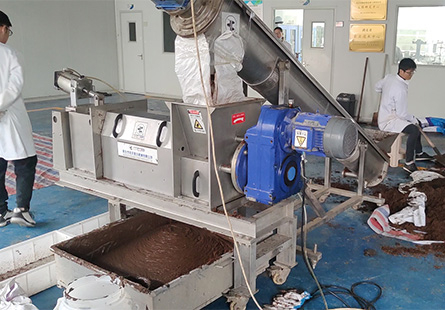 破解酒糟處理難題，螺旋擠壓脫水機的核心價值